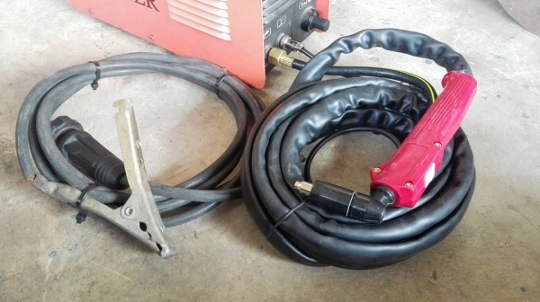 เครื่องตัดพลาสม่า WELPRO  WELCUT 40 (ตัด 12 มม) ไฟบ้าน 220v พร้อมใช้