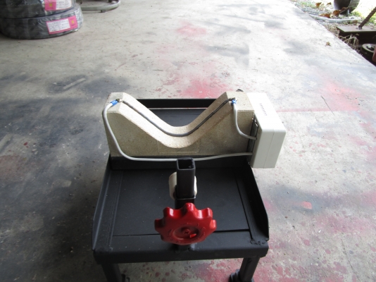 เครื่องตัดขวดรุ่น U285-1000 และรุ่น V2-1000 เครื่องตัดขวดรุ่น U285-1000 และรุ่น V2-1000