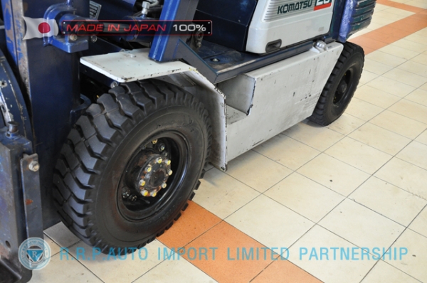 ขายรถโฟล์คลิฟท์มือสอง KOMATSU รุ่น FD20-4493974 นำเข้าไม่เคยใช้งานในไทย