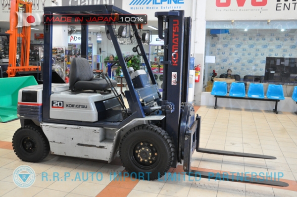ขายรถโฟล์คลิฟท์มือสอง KOMATSU รุ่น FD20-4493974 นำเข้าไม่เคยใช้งานในไทย