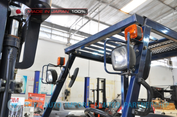 ขายรถโฟล์คลิฟท์มือสอง KOMATSU รุ่น FD20-4493974 นำเข้าไม่เคยใช้งานในไทย