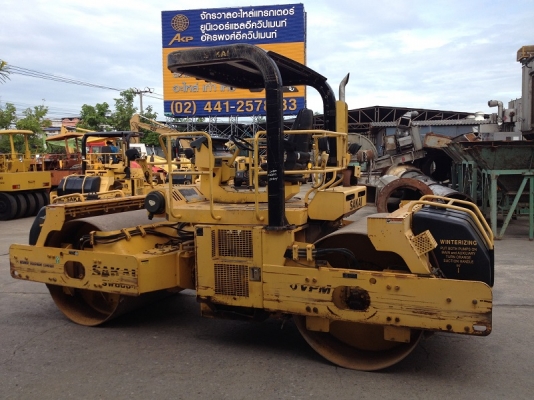 รถบดสั่นสะเทือน Sakai SW800 น้ำหนัก 10 ตัน รถเก่านอก มีให้เลือกหลายคัน