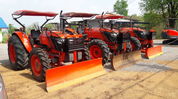 ขายคูโบต้ารุ่นM6040 M7040 M8540 M9540 ราคาเริ่มต้น460,000-690,000.คับ