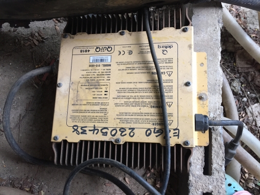 ขายรถกอล์ฟ EZGO ไฟฟ้าไม่มีแบต ตามสภาพ ขายรถกอล์ฟ EZGO ไฟฟ้าไม่มีแบต ตามสภาพ