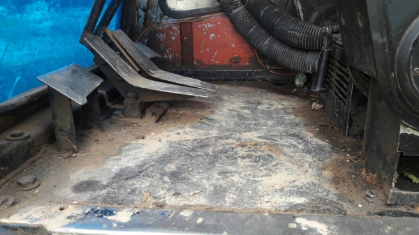 รถขุด 120//..เครื่องเดิมปั้มเดิม ดีๆ ช่วงล่างแน่น.เอวดีไม่ขยีบโซ่ใหม่ๆ2เส้น.สป้อกเก้ต&amp;ล้อนำ ใหม่.ทำงานเร็วไว ไม่โหลดไม่หลวม.ราคา.455000..มาคุยกันนะ..ทักหรอโทร 0837335338-0636359242..