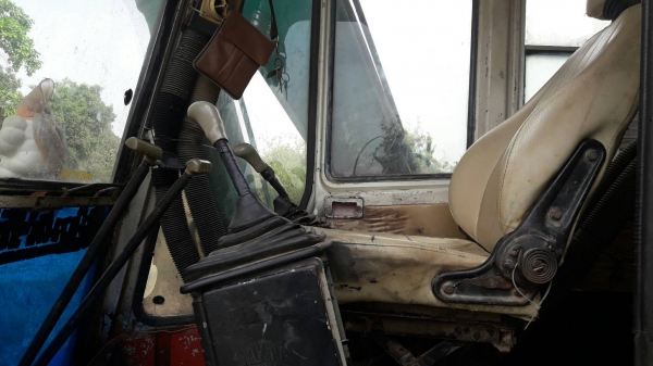 รถขุด 120//..เครื่องเดิมปั้มเดิม ดีๆ ช่วงล่างแน่น.เอวดีไม่ขยีบโซ่ใหม่ๆ2เส้น.สป้อกเก้ต&amp;ล้อนำ ใหม่.ทำงานเร็วไว ไม่โหลดไม่หลวม.ราคา.455000..มาคุยกันนะ..ทักหรอโทร 0837335338-0636359242..