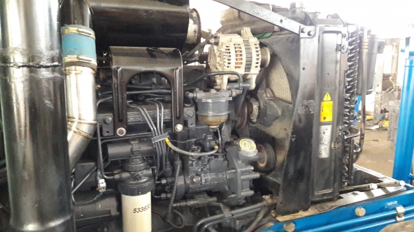 รถไถนิวฮอลแลนด์ติดแอร์ TS90 เกียร์ไฟฟ้า ราคาพิเศษ 770,000บาท รถไถนิวฮอลแลนด์ติดแอร์ TS90 เกียร์ไฟฟ้า ราคาพิเศษ 770,000บาท