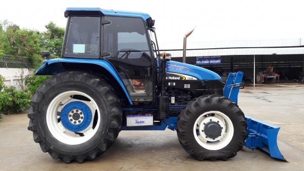 รถไถนิวฮอลแลนด์ติดแอร์ TS90 เกียร์ไฟฟ้า ราคาพิเศษ 770,000บาท