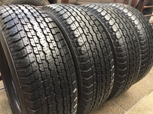 ยาง Bridgestone 255 65 17 ปี16 ดอกเต็ม เนื้อนิ่มๆ ใช้ยาว ราคาไม่แพง ยาง Bridgestone 255 65 17 ปี16 ดอกเต็ม เนื้อนิ่มๆ ใช้ยาว ราคาไม่แพง