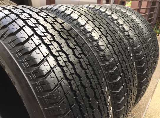 ยาง Bridgestone 255 65 17 ปี16 ดอกเต็ม เนื้อนิ่มๆ ใช้ยาว ราคาไม่แพง ยาง Bridgestone 255 65 17 ปี16 ดอกเต็ม เนื้อนิ่มๆ ใช้ยาว ราคาไม่แพง