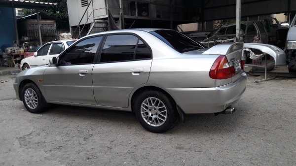รถเก๋ง MITSUBISHI LANCER ท้ายBENZ ปี 1999 เครื่อง 1600 cc. ตัวTOP เบาะหนัง เกียร์ออโต้ ราคา 75,000 บ.รถอยู่ดอนเมือง รถเก๋ง MITSUBISHI LANCER ท้ายBENZ ปี 1999 เครื่อง 1600 cc. ตัวTOP เบาะหนัง เกียร์ออโต้ ราคา 75,000 บ.รถอยู่ดอนเมือง