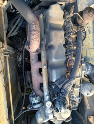 KOMATSU PC 100-3+ISUZU JCM เทนเลอร์ KOMATSU PC 100-3+ISUZU JCM เทนเลอร์