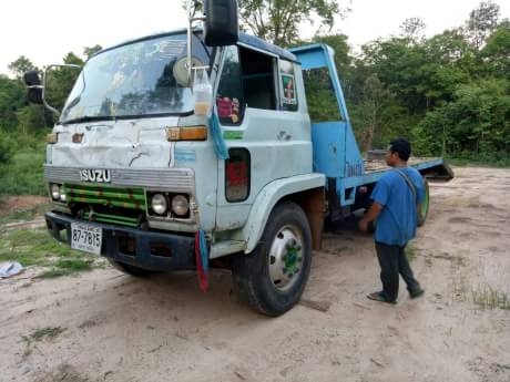KOMATSU PC 100-3+ISUZU JCM เทนเลอร์ KOMATSU PC 100-3+ISUZU JCM เทนเลอร์