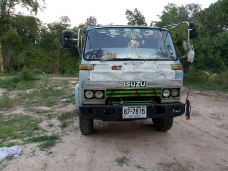 KOMATSU PC 100-3+ISUZU JCM เทนเลอร์ KOMATSU PC 100-3+ISUZU JCM เทนเลอร์