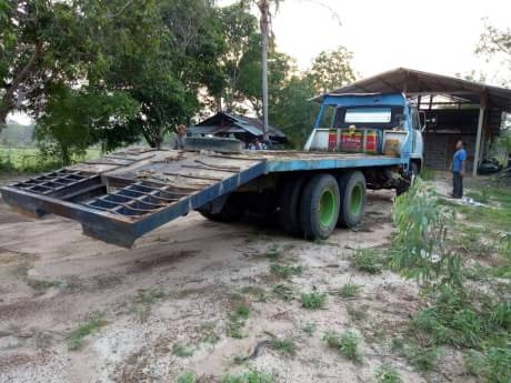 KOMATSU PC 100-3+ISUZU JCM เทนเลอร์ KOMATSU PC 100-3+ISUZU JCM เทนเลอร์