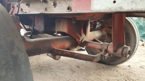 ขาย รถไถ INTER Model B450 เครื่องดี เกียร์ดี ปั้มดี ไม่มีอุปกรณ์ เอาไว้ติดคีบ หรือไถนาก็ได้ครับ เอกสารใบซื้อขาย ราคาคุยกันได้