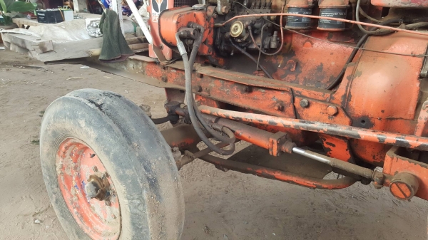 ขาย รถไถ INTER Model B450 เครื่องดี เกียร์ดี ปั้มดี ไม่มีอุปกรณ์ เอาไว้ติดคีบ หรือไถนาก็ได้ครับ เอกสารใบซื้อขาย ราคาคุยกันได้