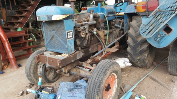 ขาย รถไถ INTER Model B450 เครื่องดี เกียร์ดี ปั้มดี ไม่มีอุปกรณ์ เอาไว้ติดคีบ หรือไถนาก็ได้ครับ เอกสารใบซื้อขาย ราคาคุยกันได้ ขาย รถไถ INTER Model B450 เครื่องดี เกียร์ดี ปั้มดี ไม่มีอุปกรณ์ เอาไว้ติดคีบ หรือไถนาก็ได้ครับ เอกสารใบซื้อขาย ราคาคุยกันได้