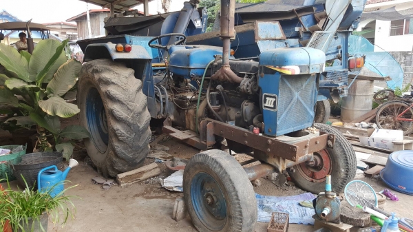 ขาย รถไถ INTER Model B450 เครื่องดี เกียร์ดี ปั้มดี ไม่มีอุปกรณ์ เอาไว้ติดคีบ หรือไถนาก็ได้ครับ เอกสารใบซื้อขาย ราคาคุยกันได้ ขาย รถไถ INTER Model B450 เครื่องดี เกียร์ดี ปั้มดี ไม่มีอุปกรณ์ เอาไว้ติดคีบ หรือไถนาก็ได้ครับ เอกสารใบซื้อขาย ราคาคุยกันได้