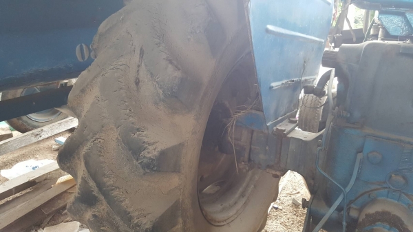 ขาย รถไถ INTER Model B450 เครื่องดี เกียร์ดี ปั้มดี ไม่มีอุปกรณ์ เอาไว้ติดคีบ หรือไถนาก็ได้ครับ เอกสารใบซื้อขาย ราคาคุยกันได้ ขาย รถไถ INTER Model B450 เครื่องดี เกียร์ดี ปั้มดี ไม่มีอุปกรณ์ เอาไว้ติดคีบ หรือไถนาก็ได้ครับ เอกสารใบซื้อขาย ราคาคุยกันได้