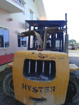 ขายด่วน รถฟอร์คลิฟต์ 6ตัน hyster เสาสูง 6เมตร  เครืองเบอร์กิ้น   ใช้งานดี เกียรทอค เพียง  250000