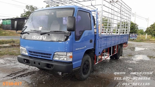ขายด่วน รถบรรทุก 6 ล้อ ISUZU NPR 130 แรง ช่วงยาว 5 เมตร รถห้างท้ สภาพสวยพร้อมใช้ ราคาสุดคุ้ม