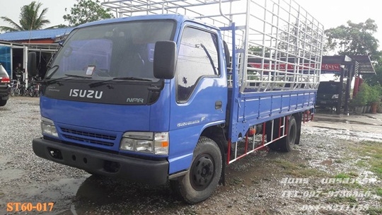 ขายด่วน รถบรรทุก 6 ล้อ ISUZU NPR 130 แรง ช่วงยาว 5 เมตร รถห้างท้ สภาพสวยพร้อมใช้ ราคาสุดคุ้ม