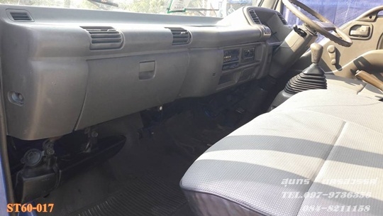 ขายด่วน รถบรรทุก 6 ล้อ ISUZU NPR 130 แรง ช่วงยาว 5 เมตร รถห้างท้ สภาพสวยพร้อมใช้ ราคาสุดคุ้ม
