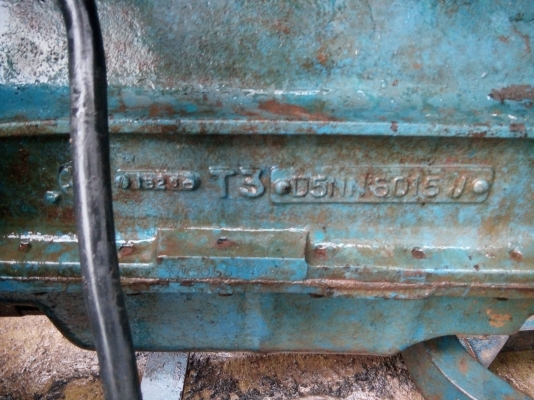 ขายรถไถฟอร์ด 6600 ที 3 เล่มทะเบียนพร้อม ราคาต่อรองได้