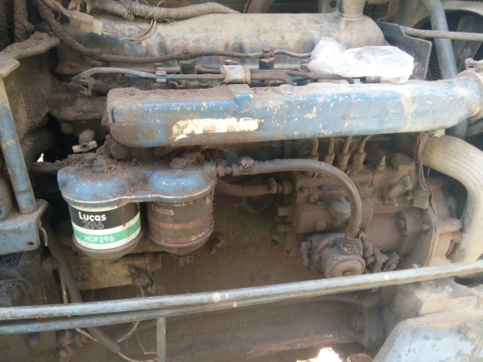 ขายรถไถฟอร์ด 77 ที 5 เล่มทะเบียน ราคาต่อรองได้