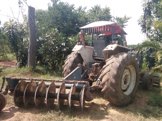 ขายรถไถฟอร์ด 77 ที 5 เล่มทะเบียน ราคาต่อรองได้