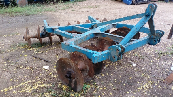 ผานซอย/พรวน รถไถใหญ่ ผานซอย/พรวน รถไถใหญ่