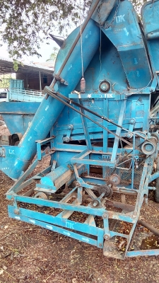 เครื่องนวดข้าว