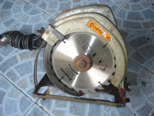 ขายเลื่อยวงเดือน ฮิตาชิ Hitachi รุ่น C7 ตัวมิเนียม อึด ทนทาน