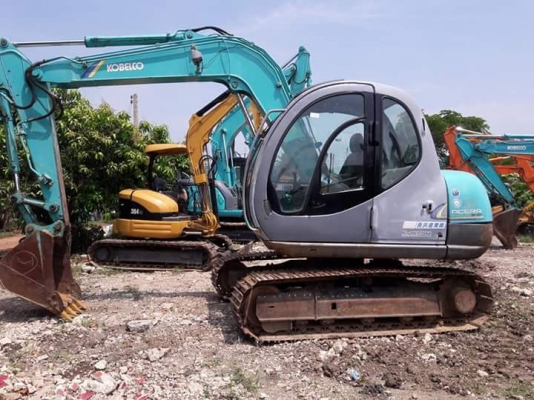 ขายKOBELCO SK60-3  มาร์คไฟว์  ซุปเปอร์  เก่าญี่ปุ่นแทั  สภาพสวย  มีลายแย๊ก  ลองระบบกันได้ทุกวัน  โทร  089-3818694  ดวงนภา