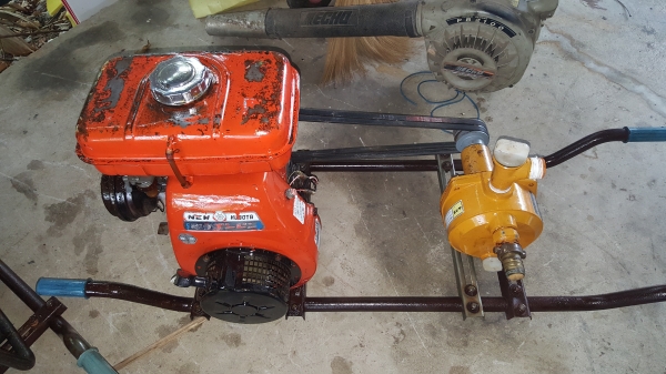 ปั้ม 1 x 1 นิ้ว เครื่อง 6 แรง