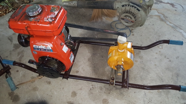 ปั้ม 1 x 1 นิ้ว เครื่อง 6 แรง