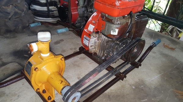 ปั้ม 1 x 1 นิ้ว เครื่อง 6 แรง