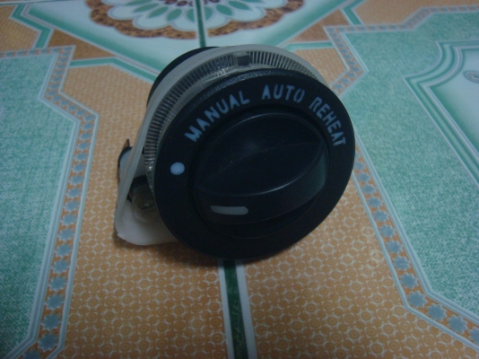 ขายชุดสวิทช์ปรับพัดลมแอร์ (ทั้งเบ้า) รถ MAN หัวลาก รุ่น L20, L75, L80, L82, L87 ขายชุดสวิทช์ปรับพัดลมแอร์ (ทั้งเบ้า) รถ MAN หัวลาก รุ่น L20, L75, L80, L82, L87