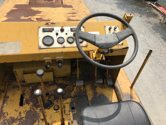 ขายรถบดล้อยาง10ตันKAWASAKIรุ่นKR20Wนำเข้าญี่ปุ่น ไม่เคยใช้งานในไทยมีเอกสารพร้อม เครื่องอีซูซุ6สูบสภาพดีพร้อมใช้งาน มีให้เลือกหลายคัน ขายถูกๆ