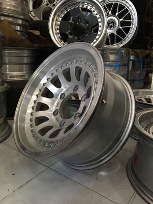 ล้อ CRAG (MADE IN TAIWAN) ขอบ 15x7 ลบ14 6รูกระบะ ถูถๆ