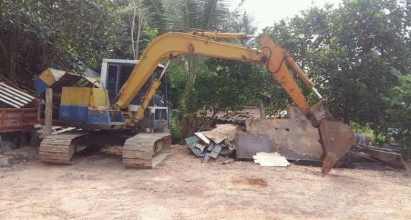 ขาย!! &gt;&gt;&gt; Komatsu PC60 รุ่น 5 &lt;&lt;&lt; เบอร์ติดต่อ 098-7155789