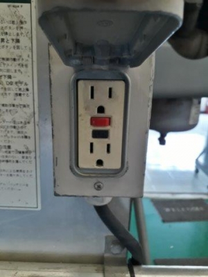 กระเช้าไฟฟ้า ยกสูง 9 เมตร GINIE AWP-30S มือสองญี่ปุ่น