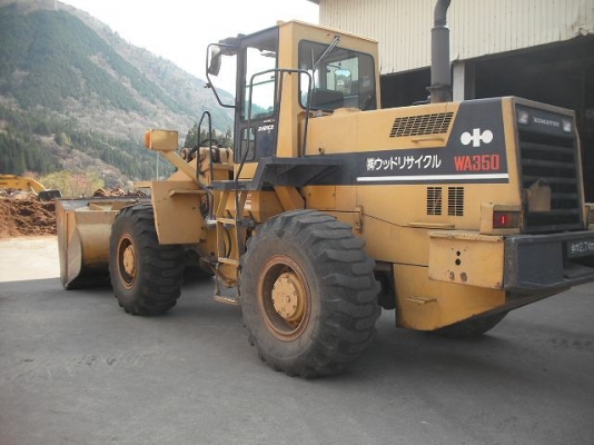 กระเช้าไฟฟ้า ยกสูง 9 เมตร GINIE AWP-30S มือสองญี่ปุ่น