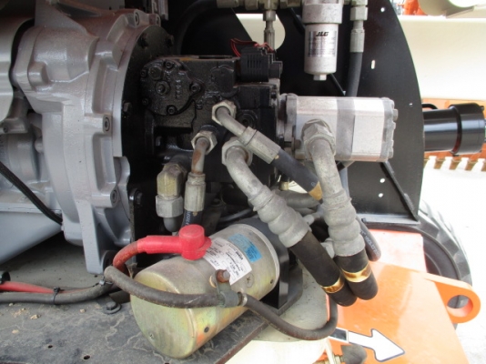 กระเช้าไฟฟ้า ยกสูง 9 เมตร GINIE AWP-30S มือสองญี่ปุ่น