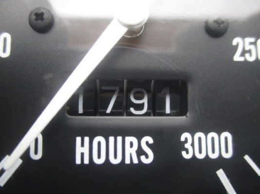 รถขุด 3 ตัน KOMATSU PC30MR-2 มือสองญี่ปุ่น