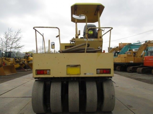 รถขุด 3 ตัน KOMATSU PC30MR-2 มือสองญี่ปุ่น