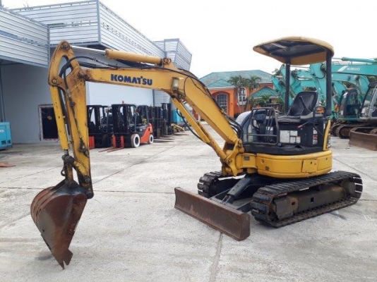 รถขุด 3 ตัน KOMATSU PC30MR-2 มือสองญี่ปุ่น