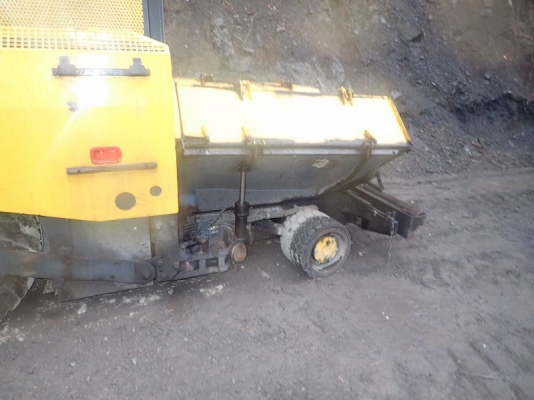 รถขุด 3 ตัน KOMATSU PC30MR-2 มือสองญี่ปุ่น