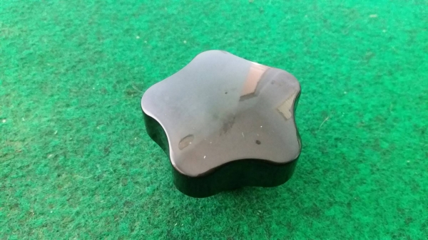 ลูกบิดดาว elesa